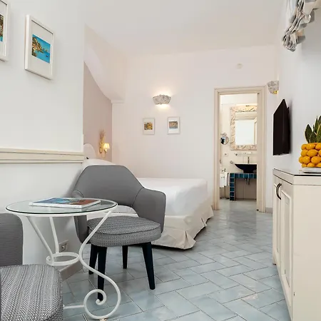 ブティック カサ マリアントニア 2* アナカプリ