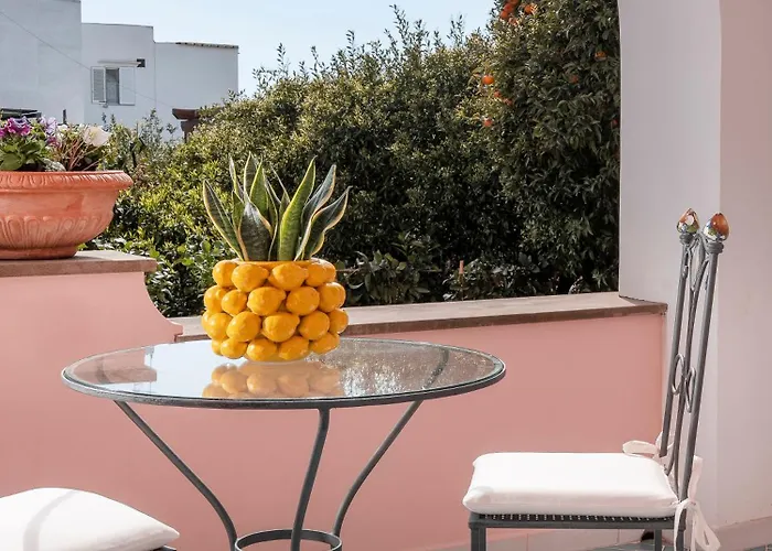 Hotel Boutique Casa Mariantonia 2*