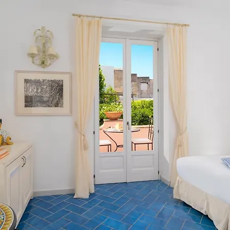 Boutique Casa Mariantonia 2*